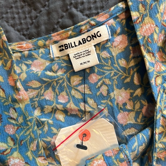 NWT Billabong : Floral Shoulder Peekaboo Top - Medium - Picture 9 of 12